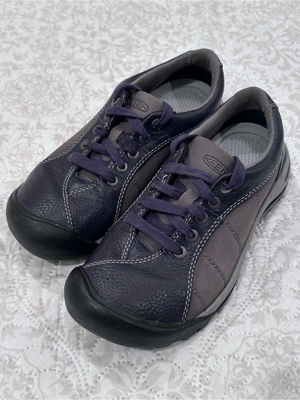 KEEN Presidio Blue Gray Leather Lace Up Oxford Shoes Womens Size 7 Comfort